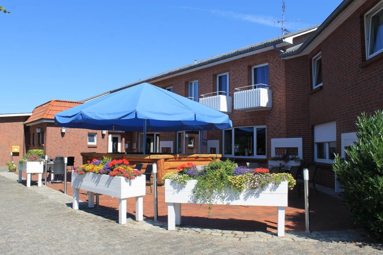 Hotel Zur Linde Hechthausen エクステリア 写真