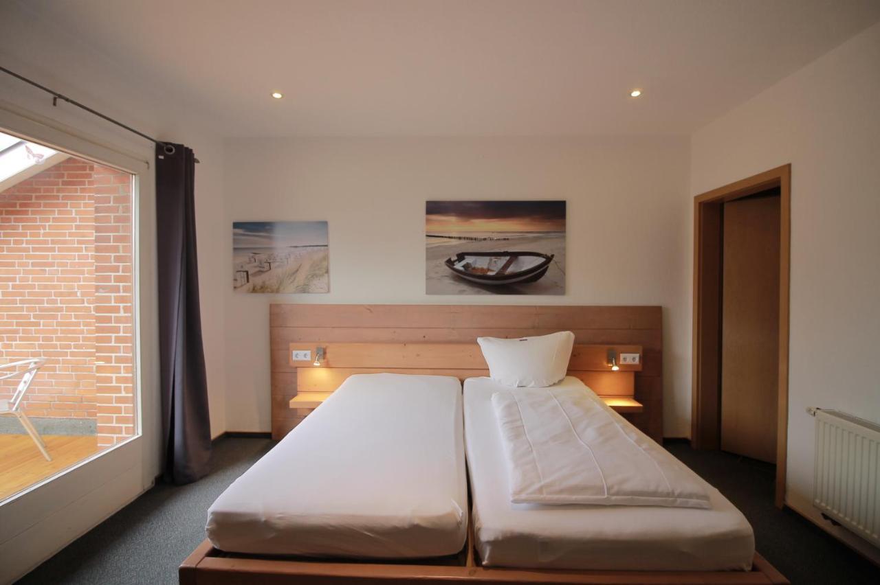 Hotel Zur Linde Hechthausen エクステリア 写真