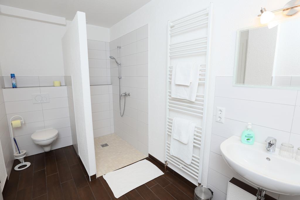 Hotel Zur Linde Hechthausen エクステリア 写真